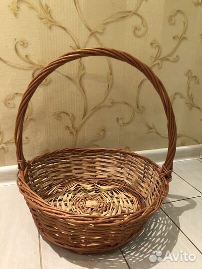 Корзина плетеная