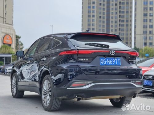 Toyota Harrier 2.0 CVT, 2022, 60 000 км