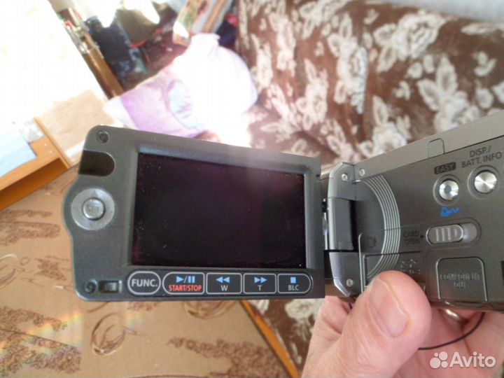 Видеокамера canon legria HF 100