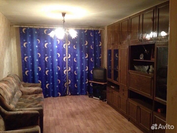 Продаем стенку