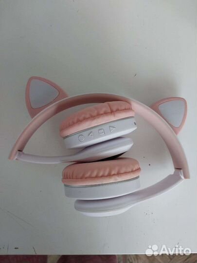 Светящиеся беспроводные наушники с ушками