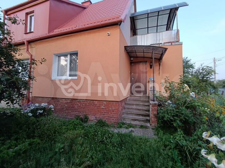 2-к. квартира, 54 м², 1/2 эт.