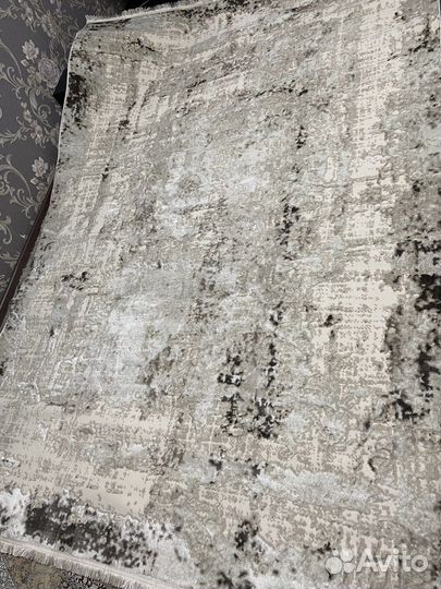 Ковер 2 на 3 новый