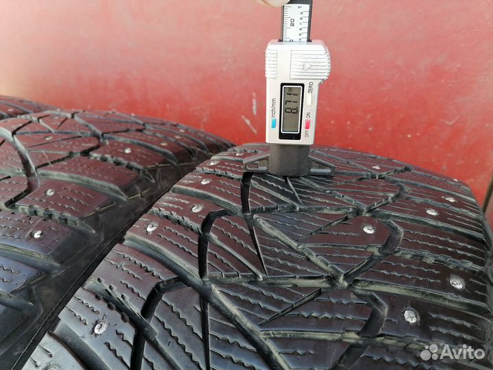 Goodyear Ultragrip 600 215/55 R17 98T