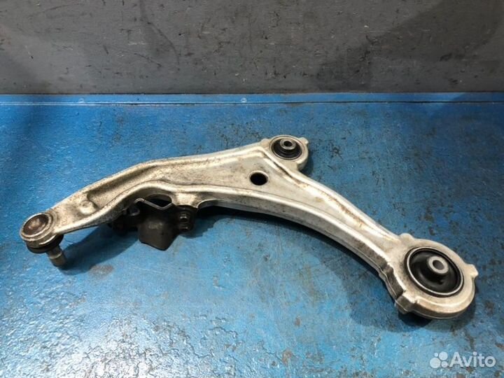 Рычаг нижний левый Nissan Murano Z51