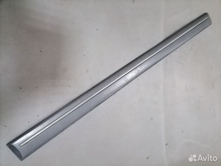 Накладка на переднюю дверь Mitsubishi Mirage 1991