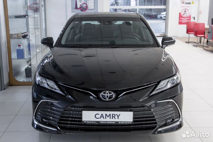 Toyota Camry 2.5 AT, 2023