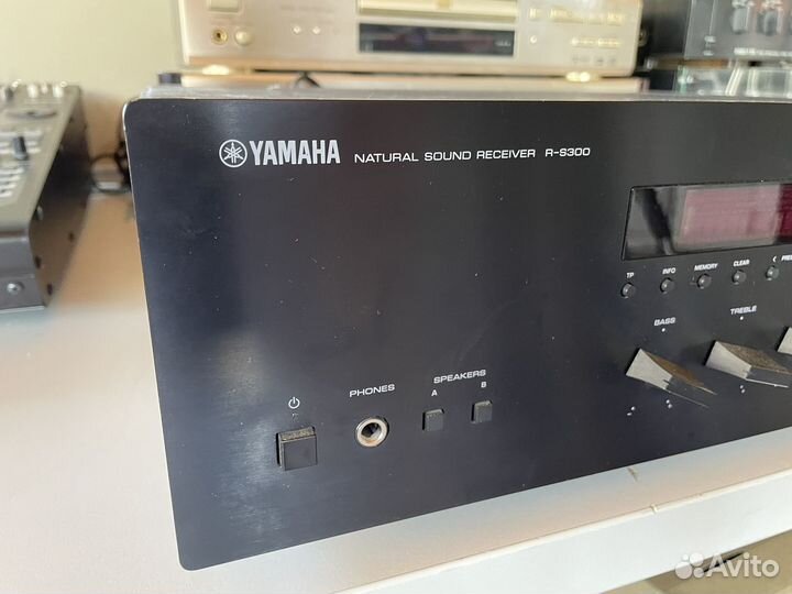 Усилитель Hi-Fi Yamaha R-S300