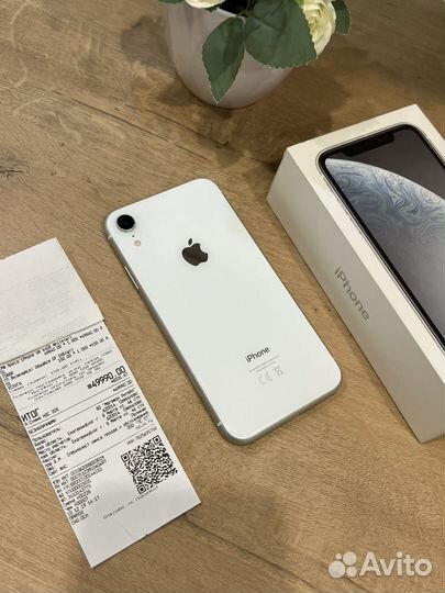 iPhone Xr, 64 ГБ