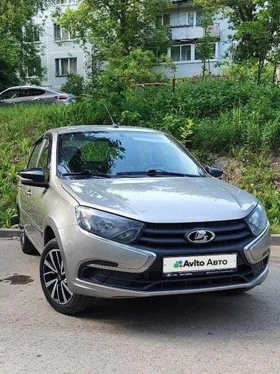 ВАЗ (LADA) Granta: фото владельца
