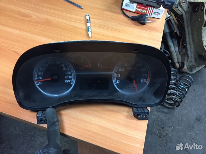 Fiat Albea щиток приборов