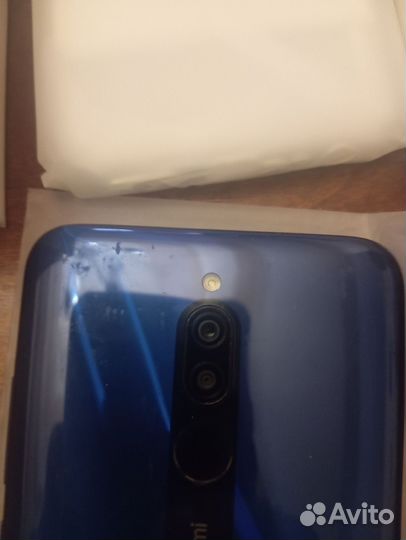 Xiaomi Redmi 8, 4/64 ГБ