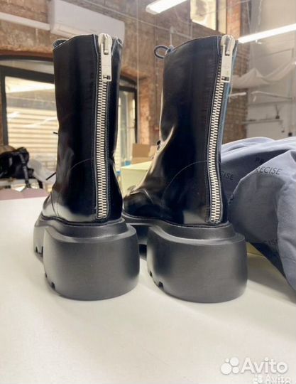 Ботинки женские 38 Precise