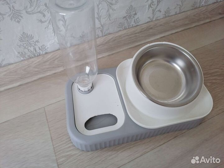 Кормушка для кошек