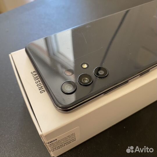 Samsung Galaxy A32, 4/64 ГБ