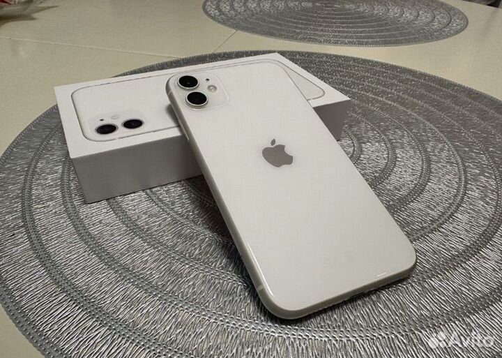 iPhone 11, 256 ГБ