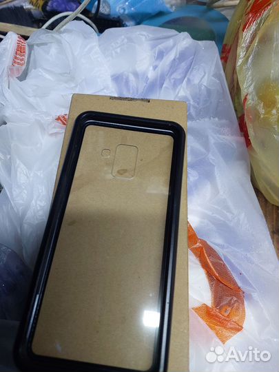 Samsung A8Кожанный чехол и прозрасный флип