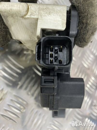 Замок двери передней левой Лансер 10