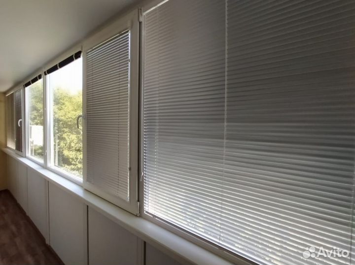 Горизонтальные жалюзи на окна