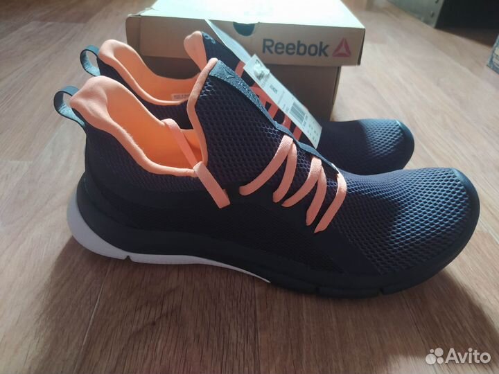 Кроссовки Reebok женские беговые