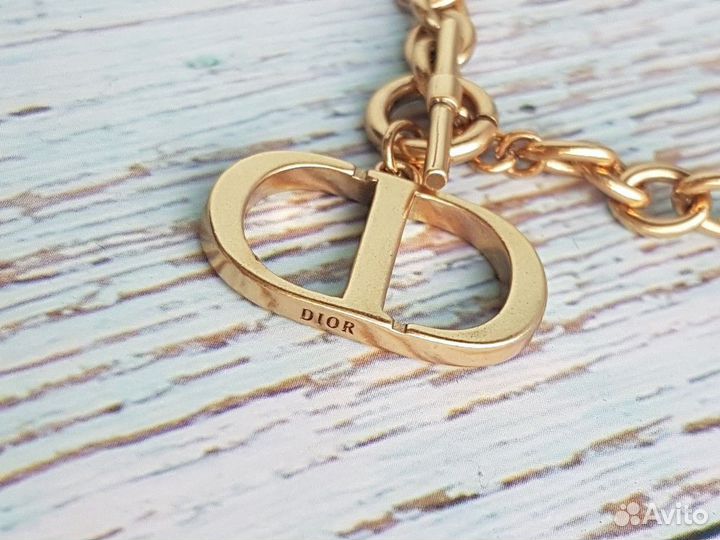 Колье с тогглом Dior Montaigne