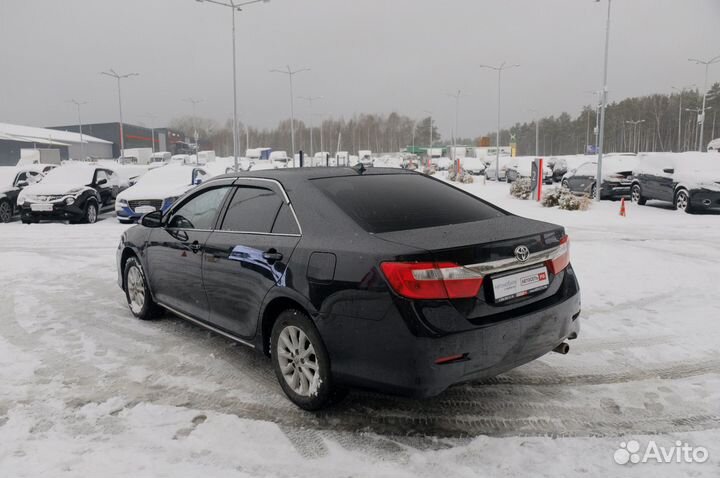 Toyota Camry 2.0 AT, 2013, 245 000 км