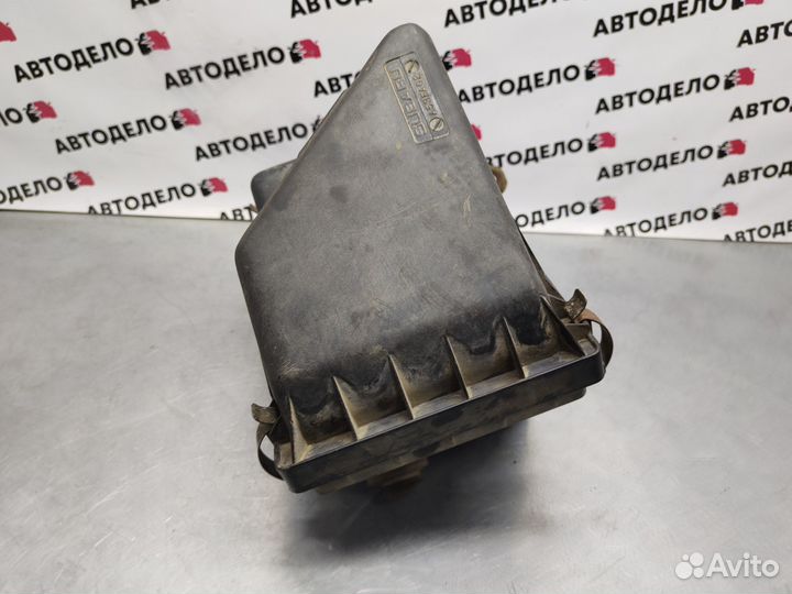 Корпус воздушного фильтра Subaru Legacy BG 1994 г