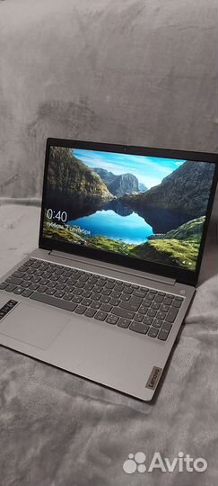 Ноутбук Lenovo