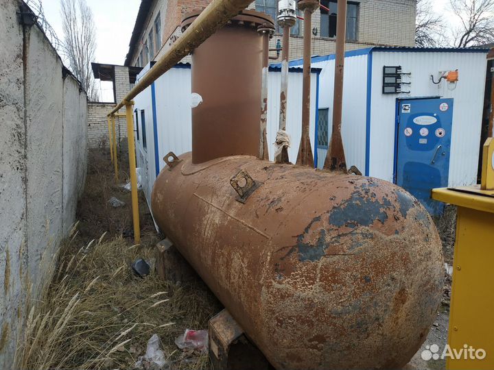 Емкость для хранения одоранта