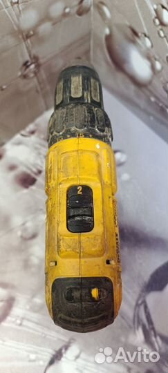 Шуруповерт DeWalt DCD771. Без зарядного устройства