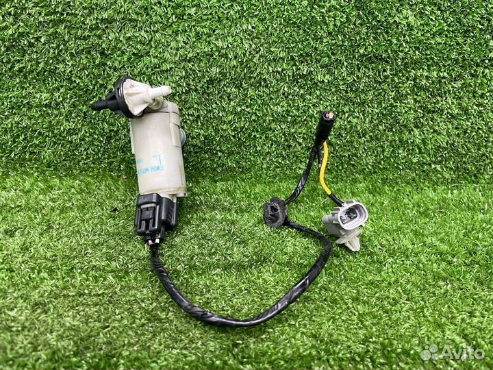 Насос (моторчик) омывателя стекла Mitsubishi ASX