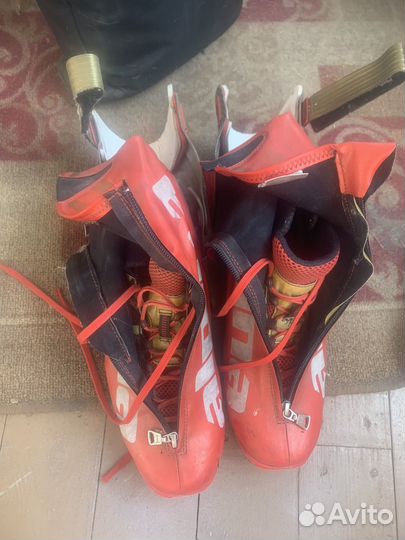 Лыжные ботинки коньковые alpina