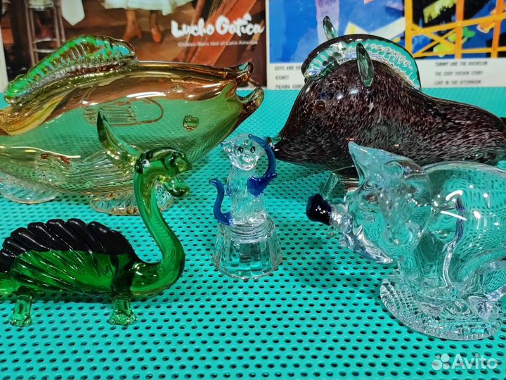 Стеклянные статуэтки животных