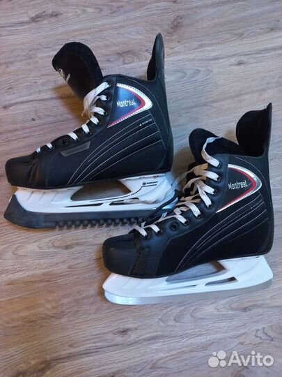 Коньки хоккейные