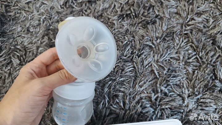 Молокоотсос avent ручной