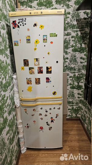Продам холодильник 