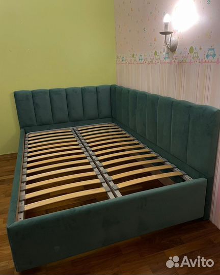 Кровать детская угловая