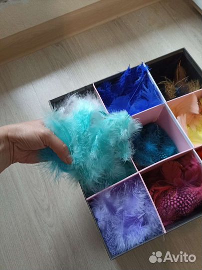 Перья для рукоделия