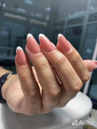 Маникюр на дому