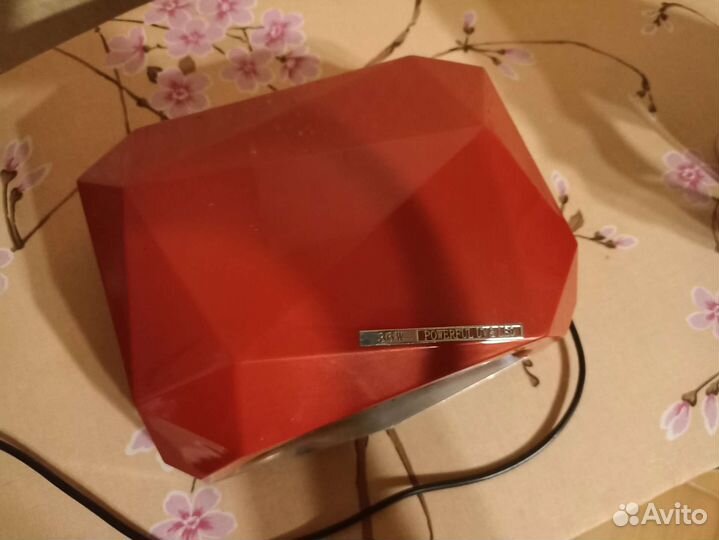 Лампа для маникюра