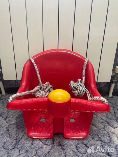 Детская качель подвесная