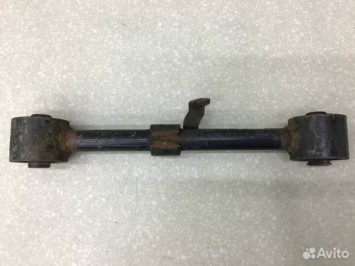 Тяга задняя продольная правая Lexus LX570 (URJ201) 2007-2015 4871060121