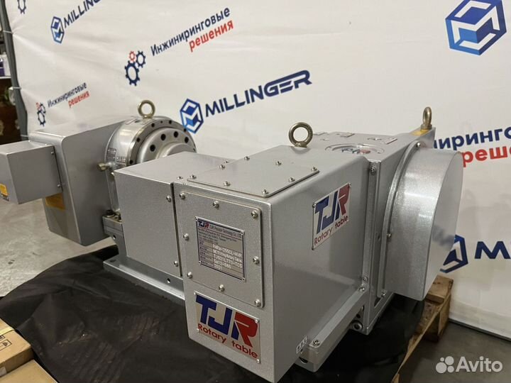 Наклонно-поворотный стол с чпу FHR(s) -255CL