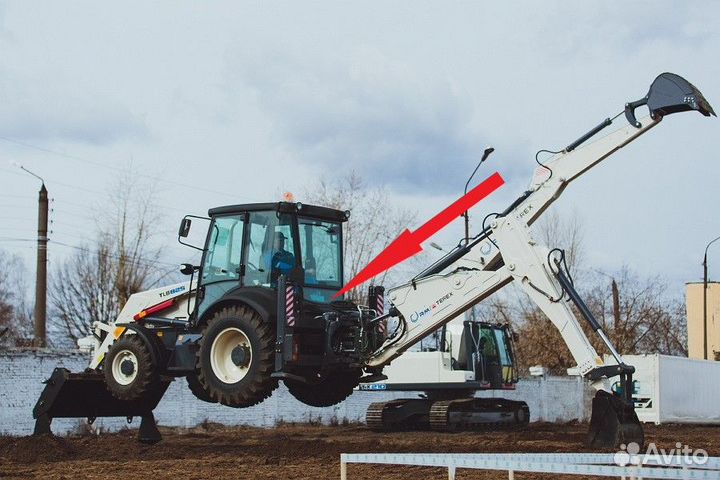 Terex 815/820/825/860 Стекло заднее нижнее