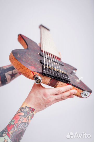 Десятиструнная электрогитара Colossus Tenax