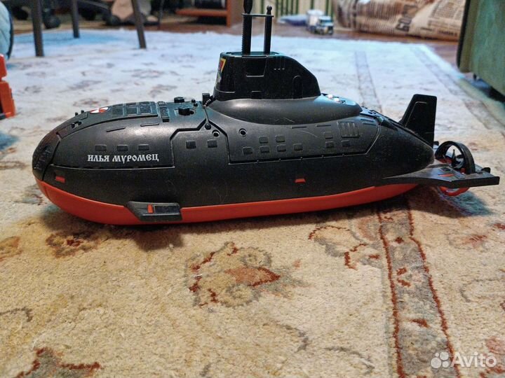 Подводная детская лодка умеет стрелять