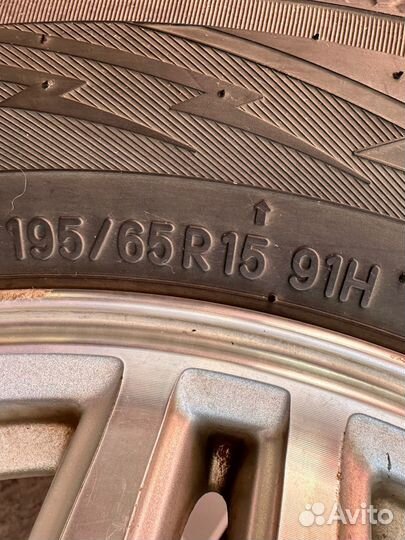 Зимние шины Toyo 195 65 r15 (Япония) на дисках