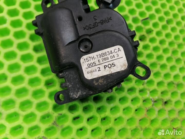 Моторчик заслонки Форд Фокус