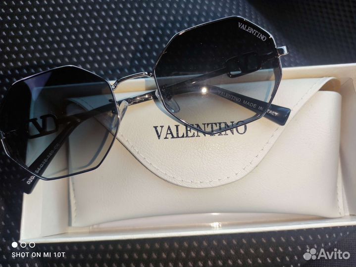 Солнцезащитные очки женские