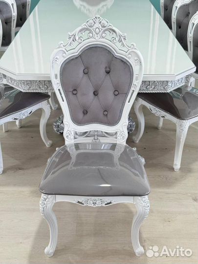 Комплект стол и стулья. В наличии